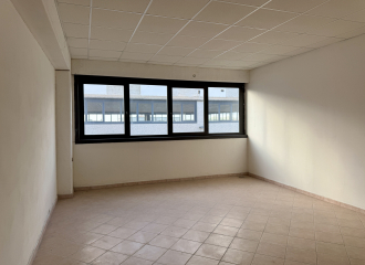 Locale in vendita a Campiglia Marittima (LI) - rif. V20