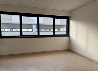 Locale in vendita a Campiglia Marittima (LI) - rif. V20